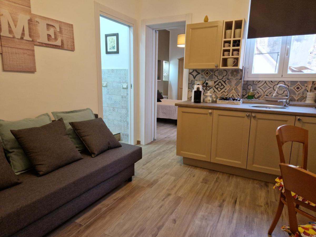 Citrus Giallo Apartment