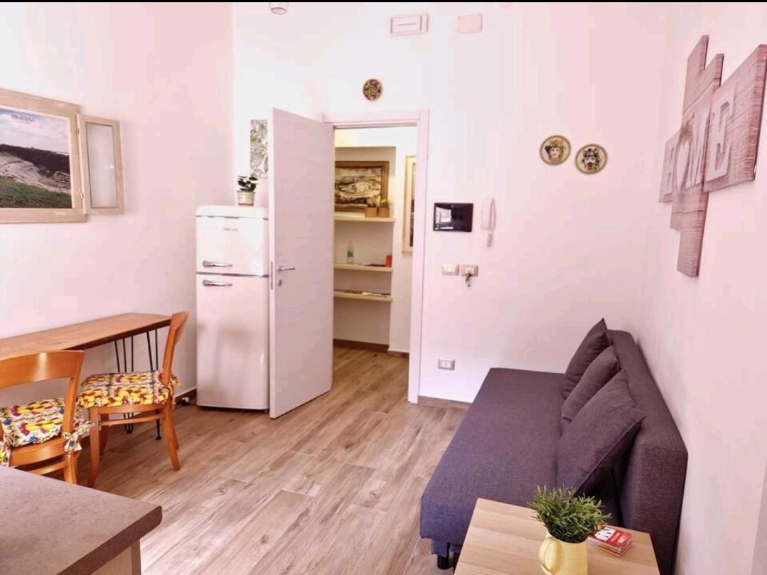 Apartment Citrus Giallo